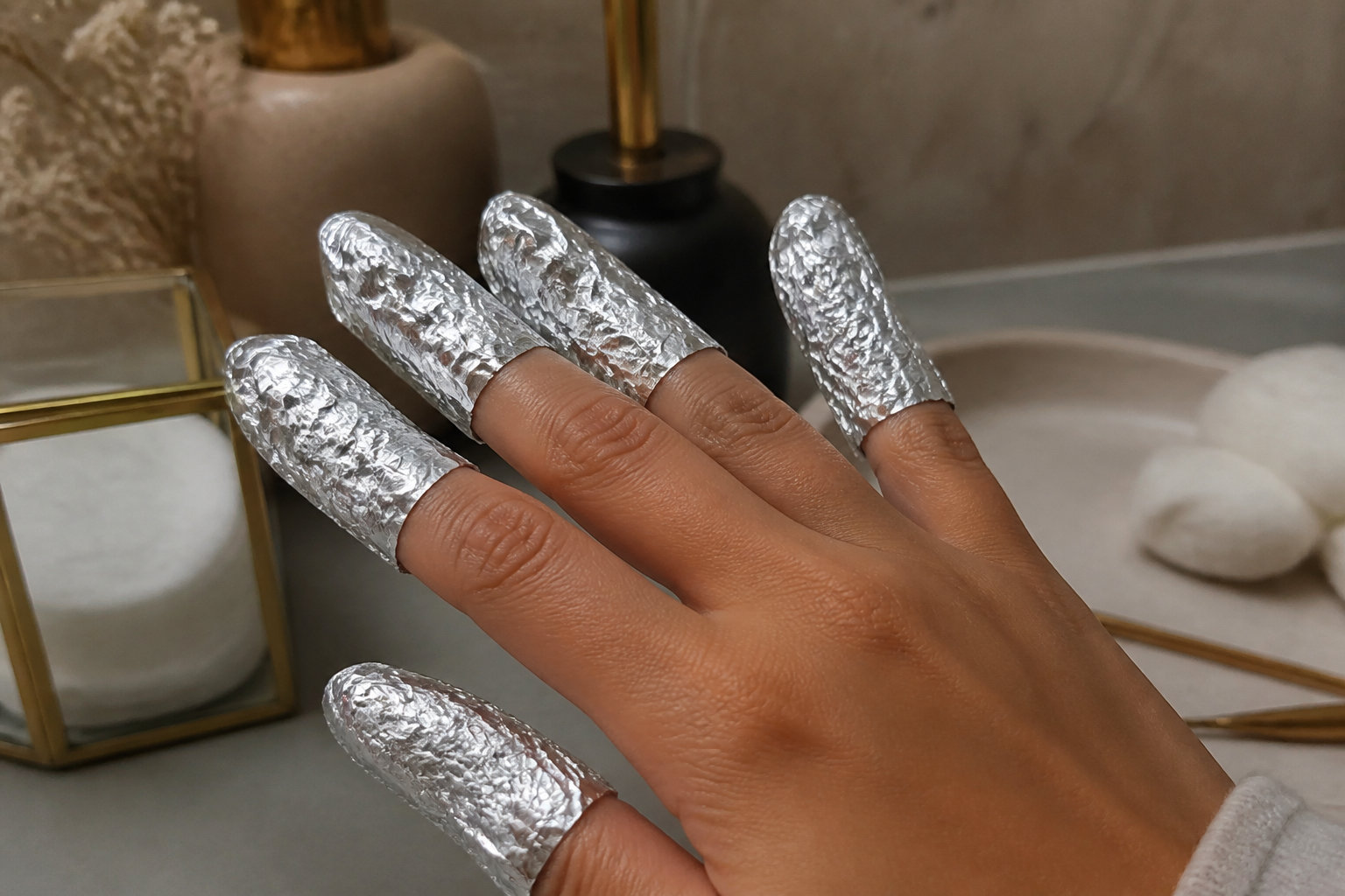 🛡️ Santé de l'ongle : dépose sécurisée et temps de repos
